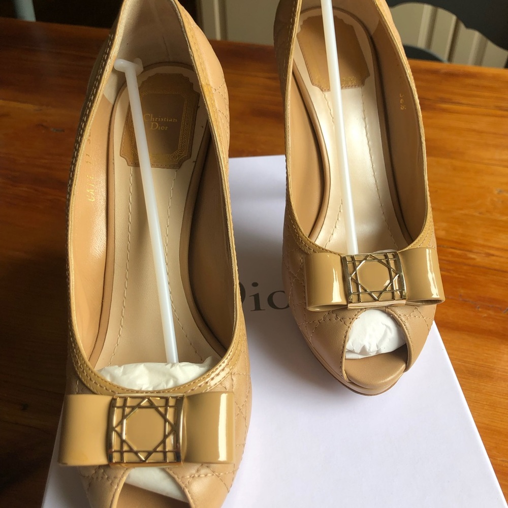 Christian Dior Cannage Peep Show Quilted Heels - Picture 2 of 10